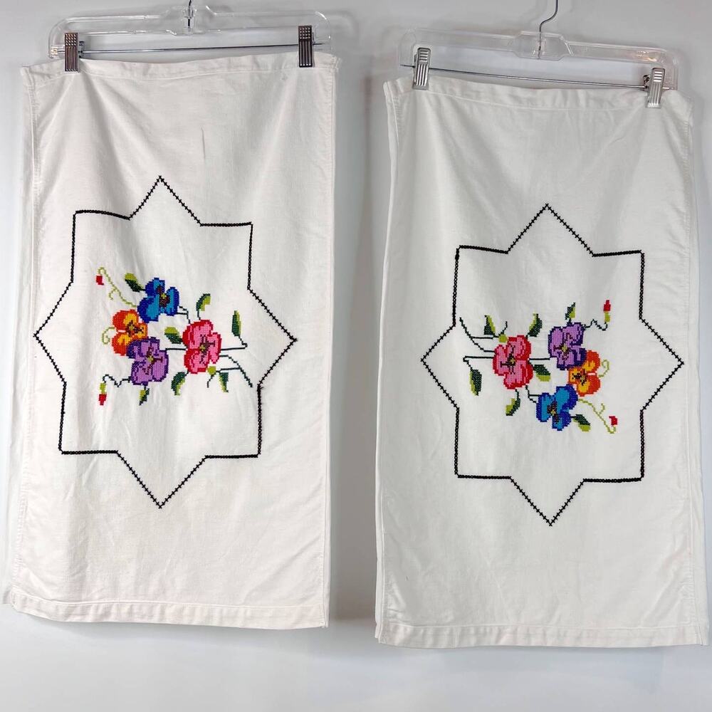 Cross Stitch Floral Pillow Case Set of 2 Linen Blend Open on Both Sides White